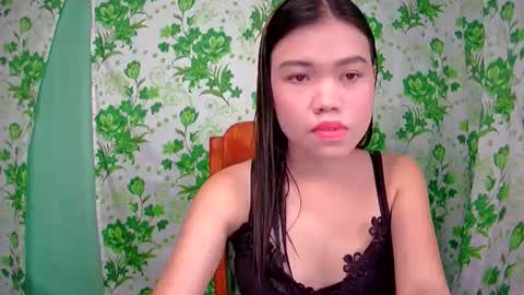 lovemae352295 online show from December 25, 2024, 3:49 am