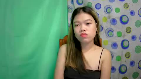 lovemae352295 online show from December 20, 2024, 2:58 am