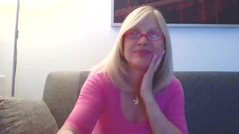 Alyson online show from November 19, 2024, 11:00 pm