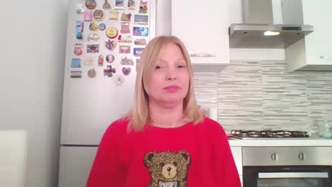 Alyson online show from December 6, 2024, 2:16 pm