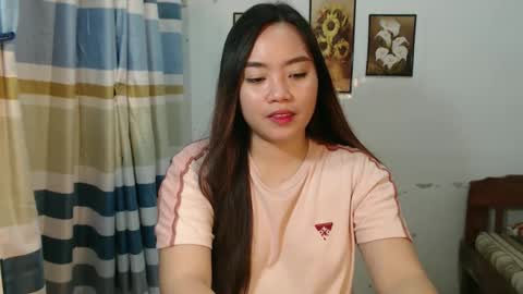 lovvvable_yoj online show from December 10, 2024, 12:33 pm