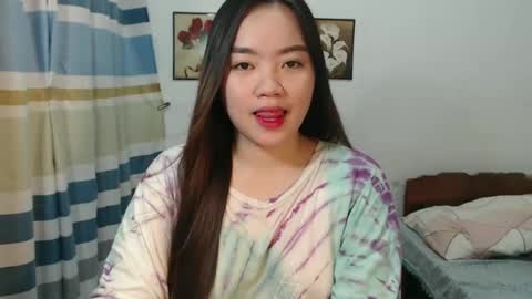 lovvvable_yoj online show from January 8, 2025, 3:40 am