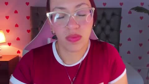 luana_adans online show from November 14, 2024, 12:10 pm