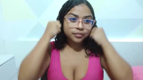 lucerosuith_ online show from January 4, 2025, 3:03 pm