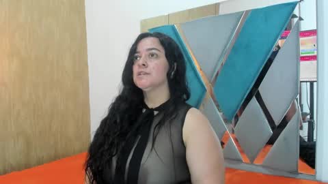 Lucia Vonne online show from November 27, 2024, 4:48 pm