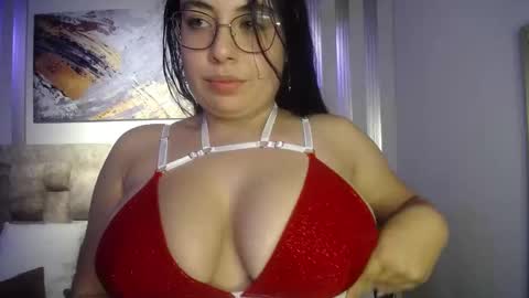 luciana online show from November 24, 2024, 3:43 am