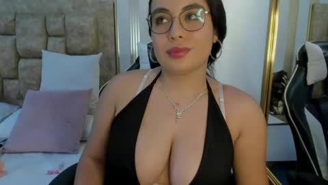 luciana online show from January 7, 2025, 3:39 pm