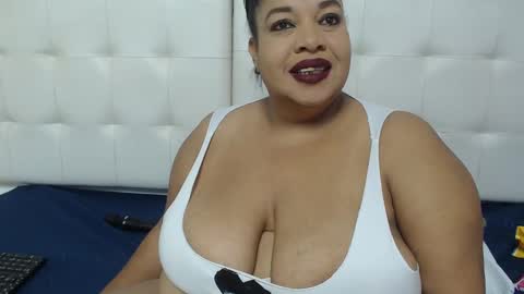 Luciana online show from November 12, 2024, 11:22 am