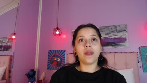 Sara luciana online show from December 10, 2024, 11:51 am