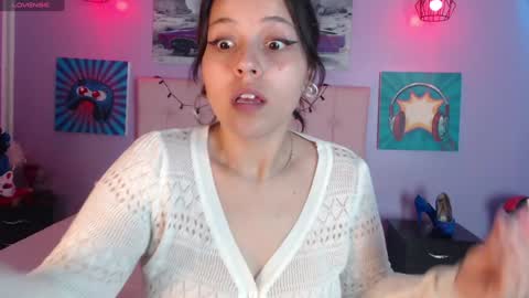 Sara luciana online show from November 27, 2024, 2:06 pm