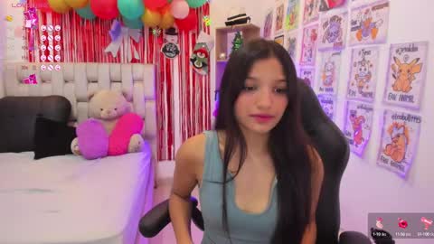 lucibunny_ online show from November 29, 2024, 8:43 pm