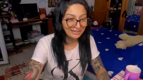 lucky_deniz online show from December 17, 2024, 12:55 pm