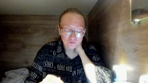 lucky_licky20 online show from January 13, 2025, 4:01 am