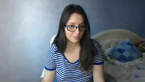 luckylinda23 online show from January 2, 2025, 11:23 am