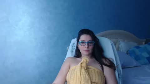 luckylinda23 online show from December 21, 2024, 10:17 am