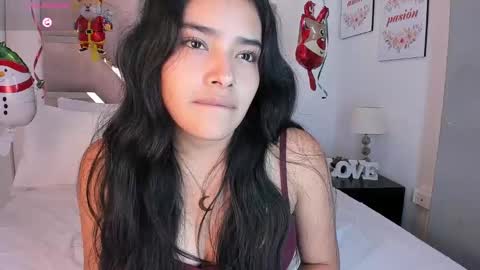 Catalina Sanchez online show from January 7, 2025, 7:38 pm