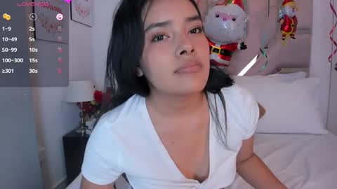 Catalina Sanchez online show from December 14, 2024, 7:55 pm