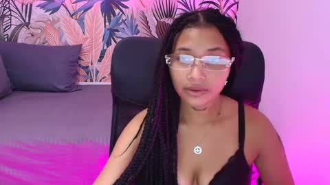 lucyy_kiss online show from January 5, 2025, 7:11 pm