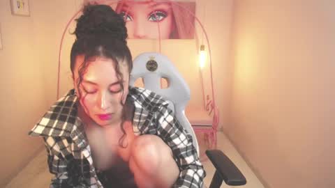 luna_meyer_1 online show from December 14, 2024, 10:39 pm