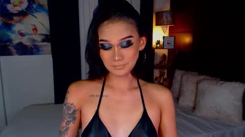 AdriannaFowks online show from January 6, 2025, 3:17 am