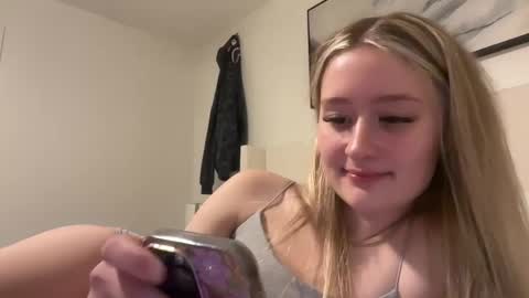 macyyysmith online show from January 22, 2025, 3:36 am