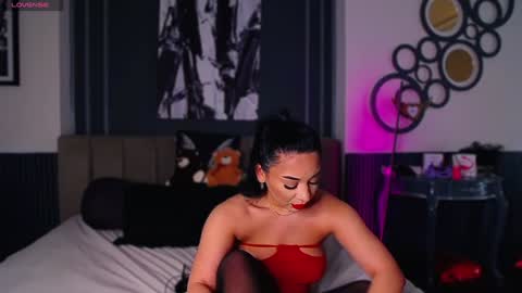 MadyLuxx online show from December 31, 2024, 5:05 am