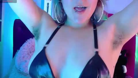 Maria Paula online show from December 30, 2024, 11:53 pm