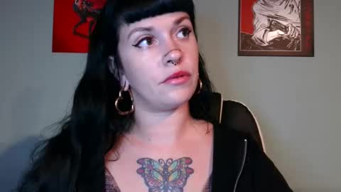 MarcelineAltaria online show from December 20, 2024, 4:04 am