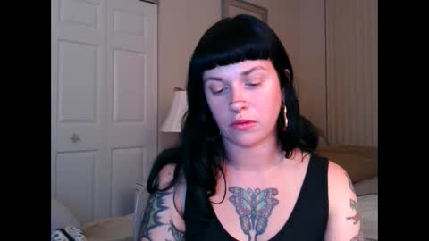 MarcelineAltaria online show from December 16, 2024, 4:51 am