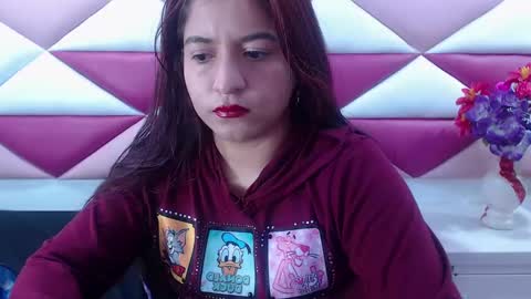 maria_clay online show from December 11, 2024, 12:08 pm