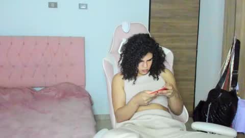 maria_frizzy online show from December 22, 2024, 1:01 am