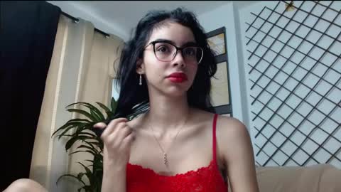 mariaa_antonia1 online show from December 30, 2024, 7:57 pm