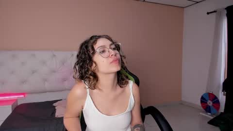 mariie_tayy online show from December 22, 2024, 7:58 pm