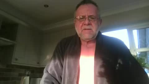 martinrgbxxxx online show from December 22, 2024, 9:53 am