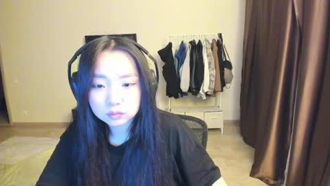 mary_nash online show from January 14, 2025, 6:07 pm