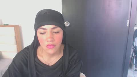 maryam_arabicmilk online show from December 23, 2024, 3:25 pm