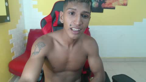 mau_elixxx online show from December 8, 2024, 2:22 am