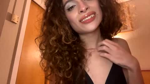 Maya transgirl online show from January 14, 2025, 9:11 pm