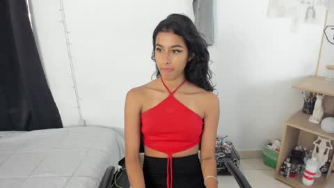 mazikeen_18 online show from November 18, 2024, 12:40 pm