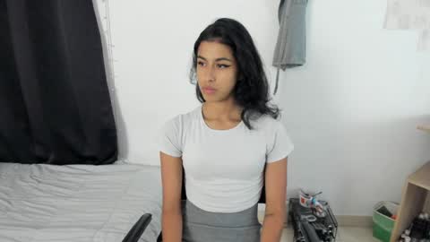 mazikeen_18 online show from November 20, 2024, 12:42 pm