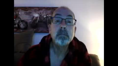 me at home online show from January 6, 2025, 1:35 pm