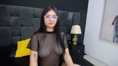 megan_sweet_1 online show from November 17, 2024, 11:26 am