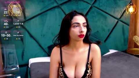 melanieboydd online show from November 26, 2024, 6:01 am