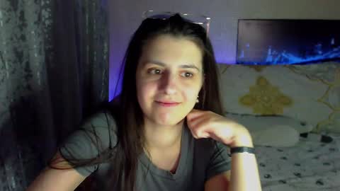 Melanie Milena online show from November 27, 2024, 5:42 pm