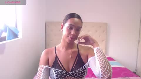 Miss Cruzxx online show from December 16, 2024, 7:14 pm