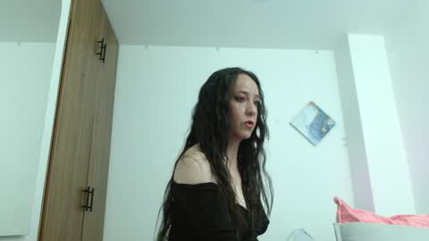 MelissaRichard  online show from December 18, 2024, 7:49 pm