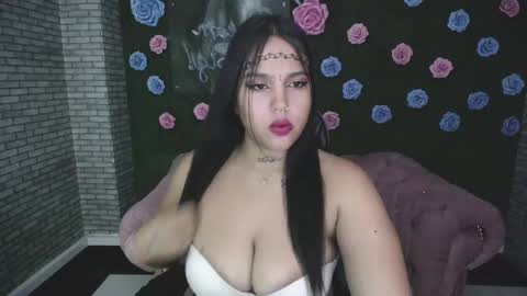 Mia Kary online show from December 20, 2024, 8:36 pm