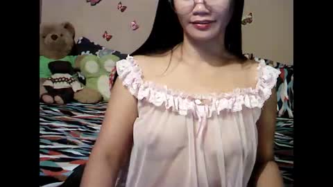 mia_rein online show from December 17, 2024, 11:35 pm