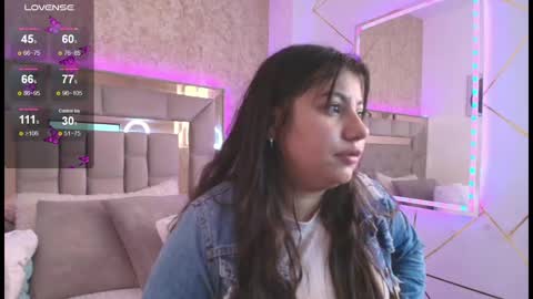 miaa_smiith1 online show from January 7, 2025, 11:33 am