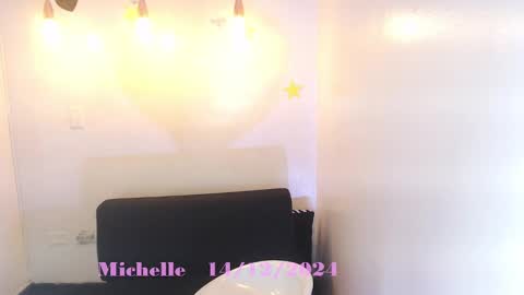 michelle_moon1 online show from December 14, 2024, 5:55 pm